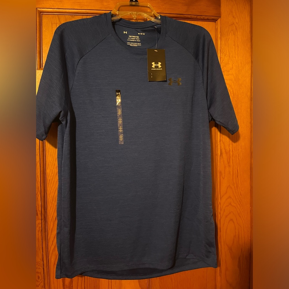 Under Armour Men's Blue Shirt